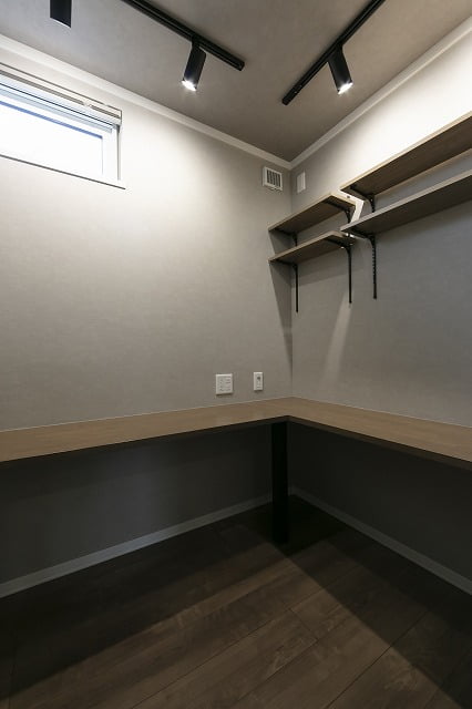 セキスイハイム八丁平3丁目II PCルーム